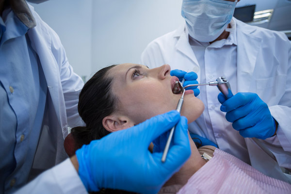 Reclamar clínicas dentales Dentix en Andújar, provincia de JAén.